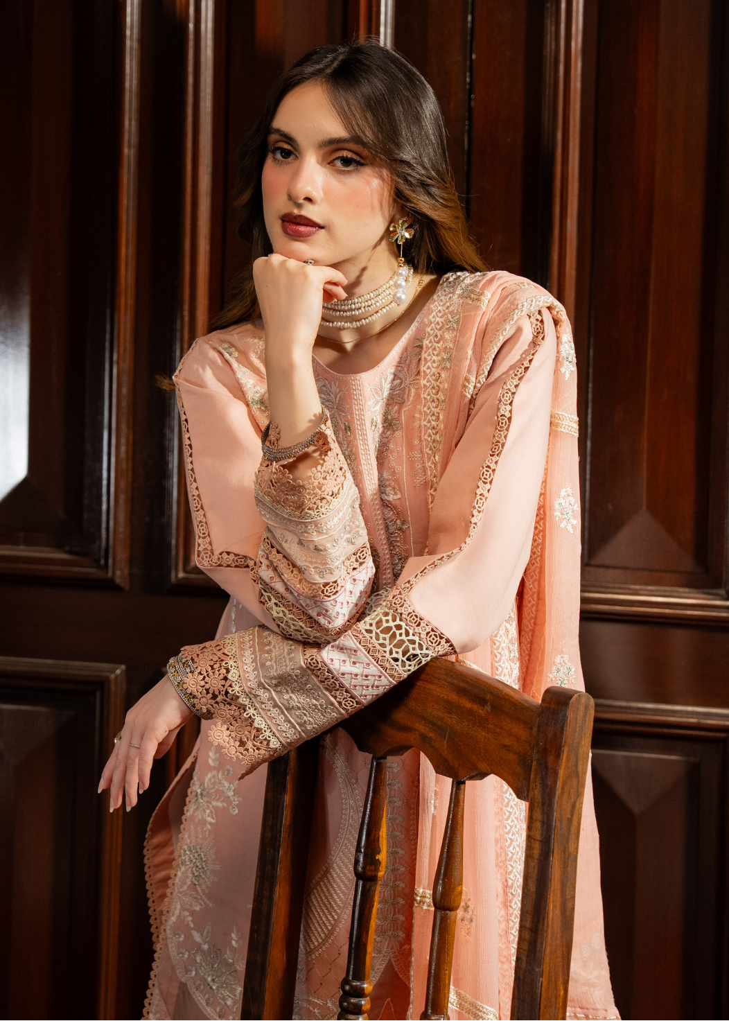 Suela - Embroidered Lawn