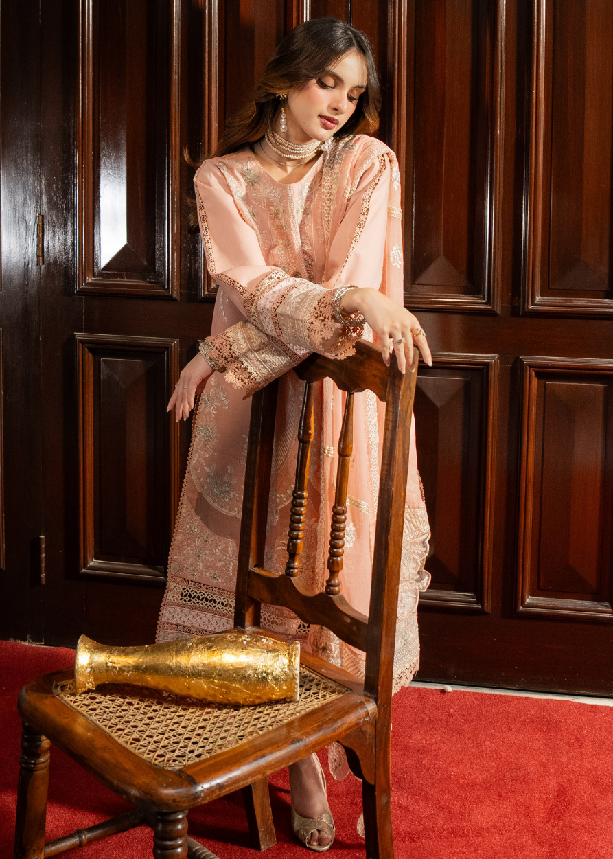 Suela - Embroidered Lawn