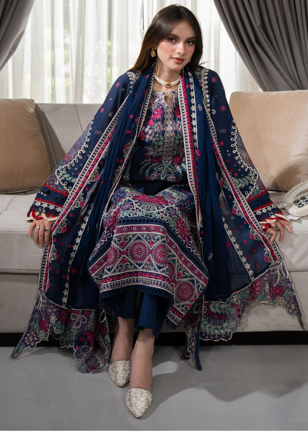Niva - Embroidered Lawn