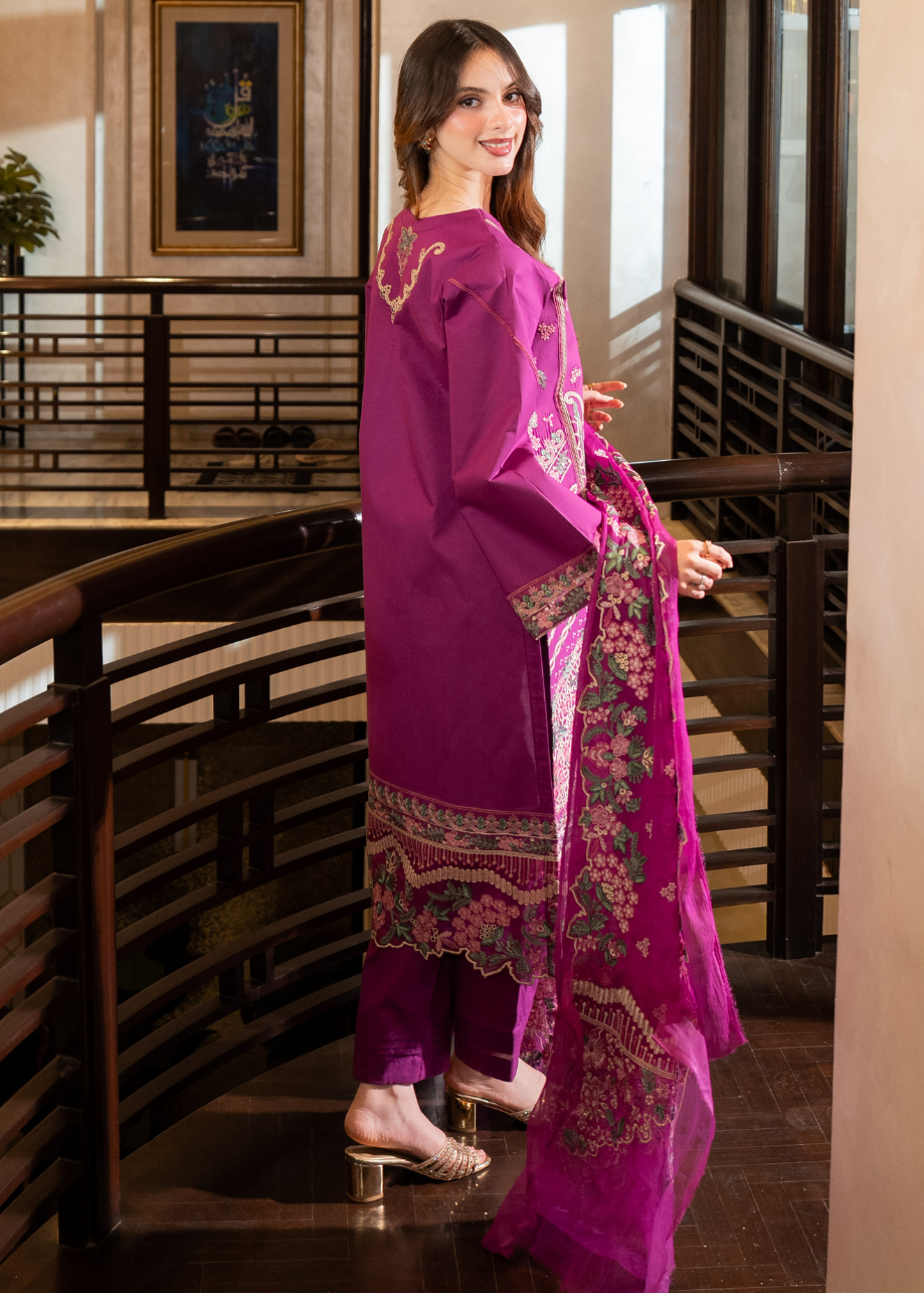 AVENOR - Embroidered Lawn