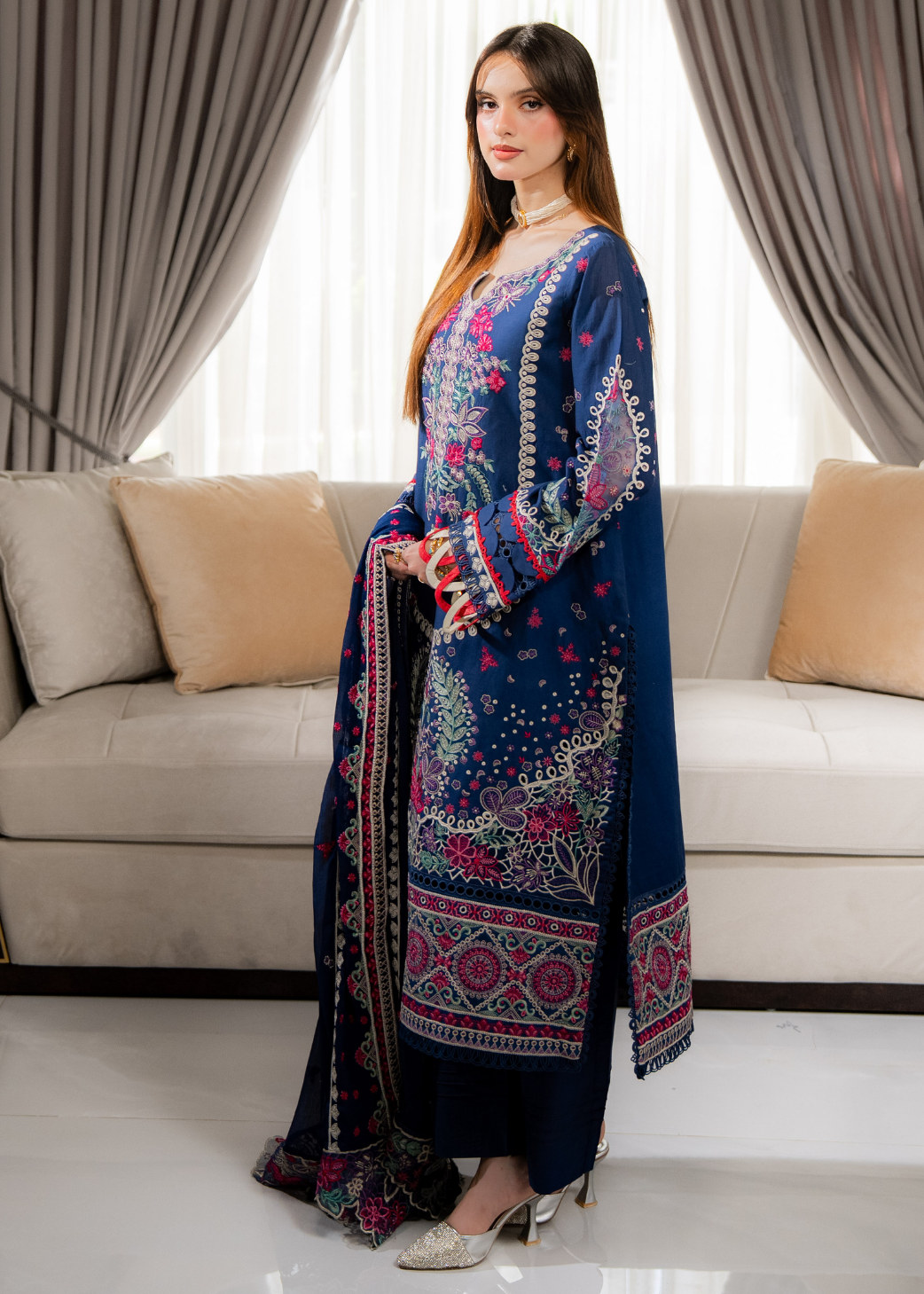 Niva - Embroidered Lawn