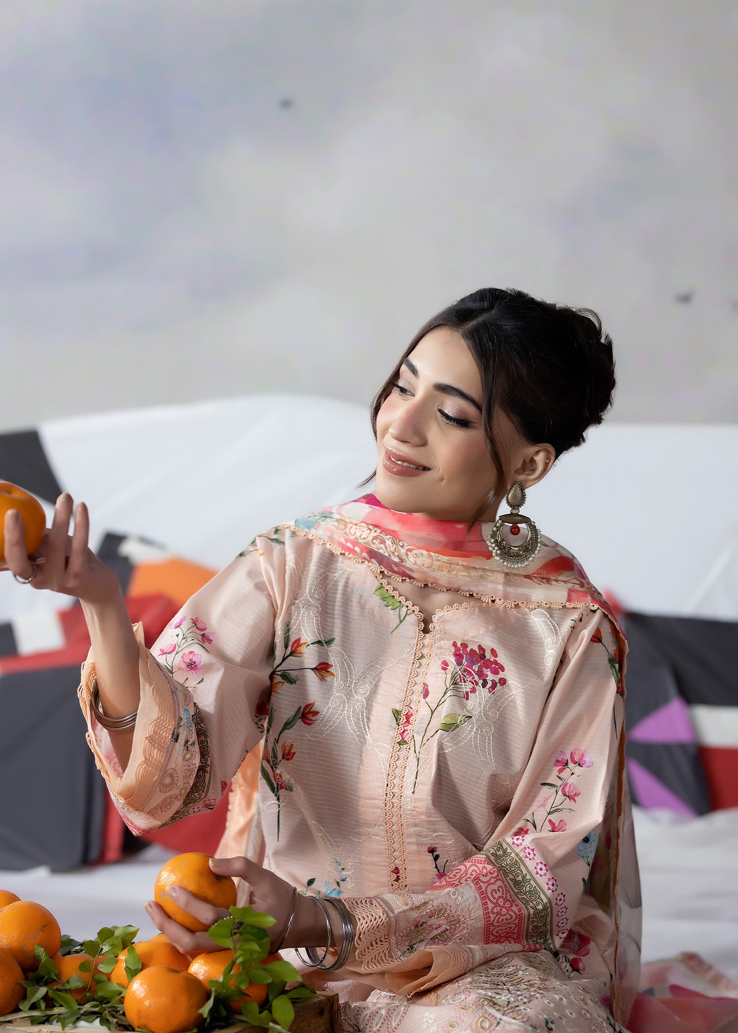 3 Piece - Embroidered Lawn Suit 03