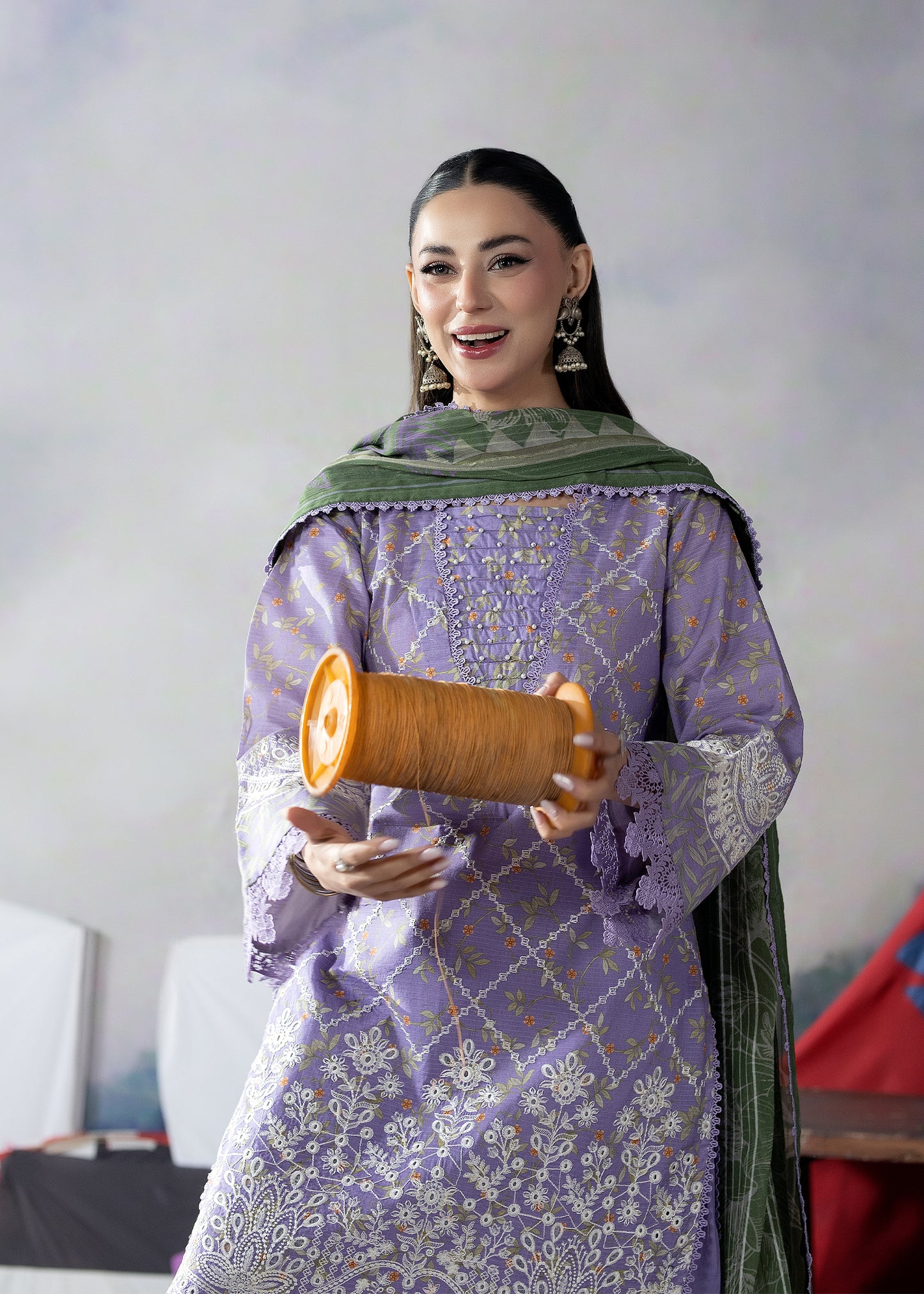 3 Piece - Embroidered Lawn Suit 02