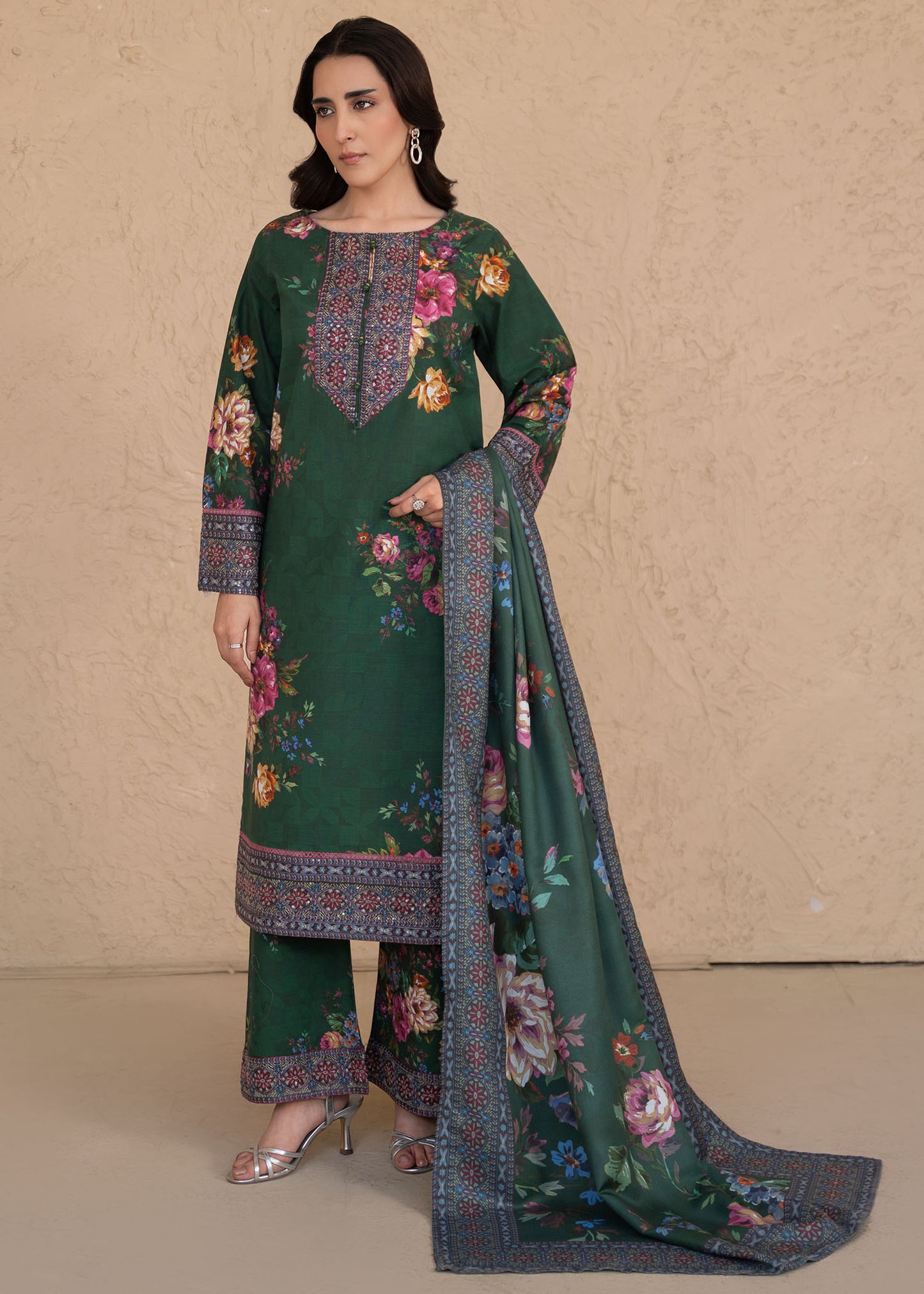 Khaddar 204