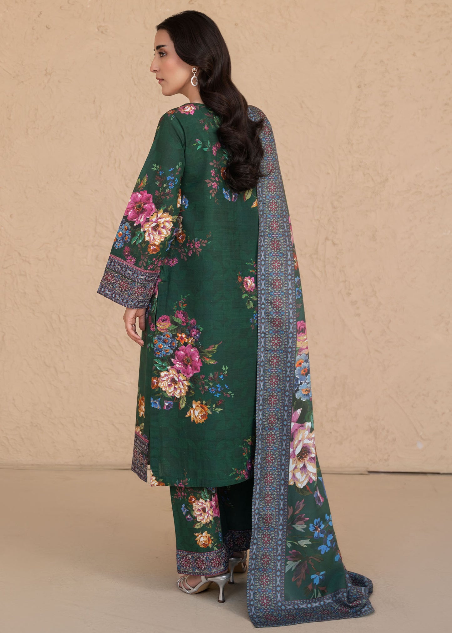 Khaddar 204