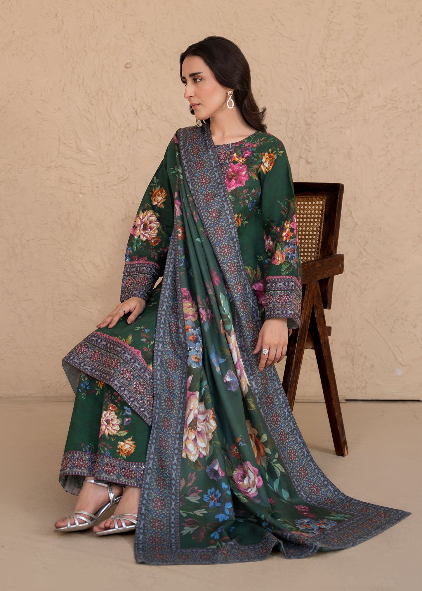 Khaddar 204