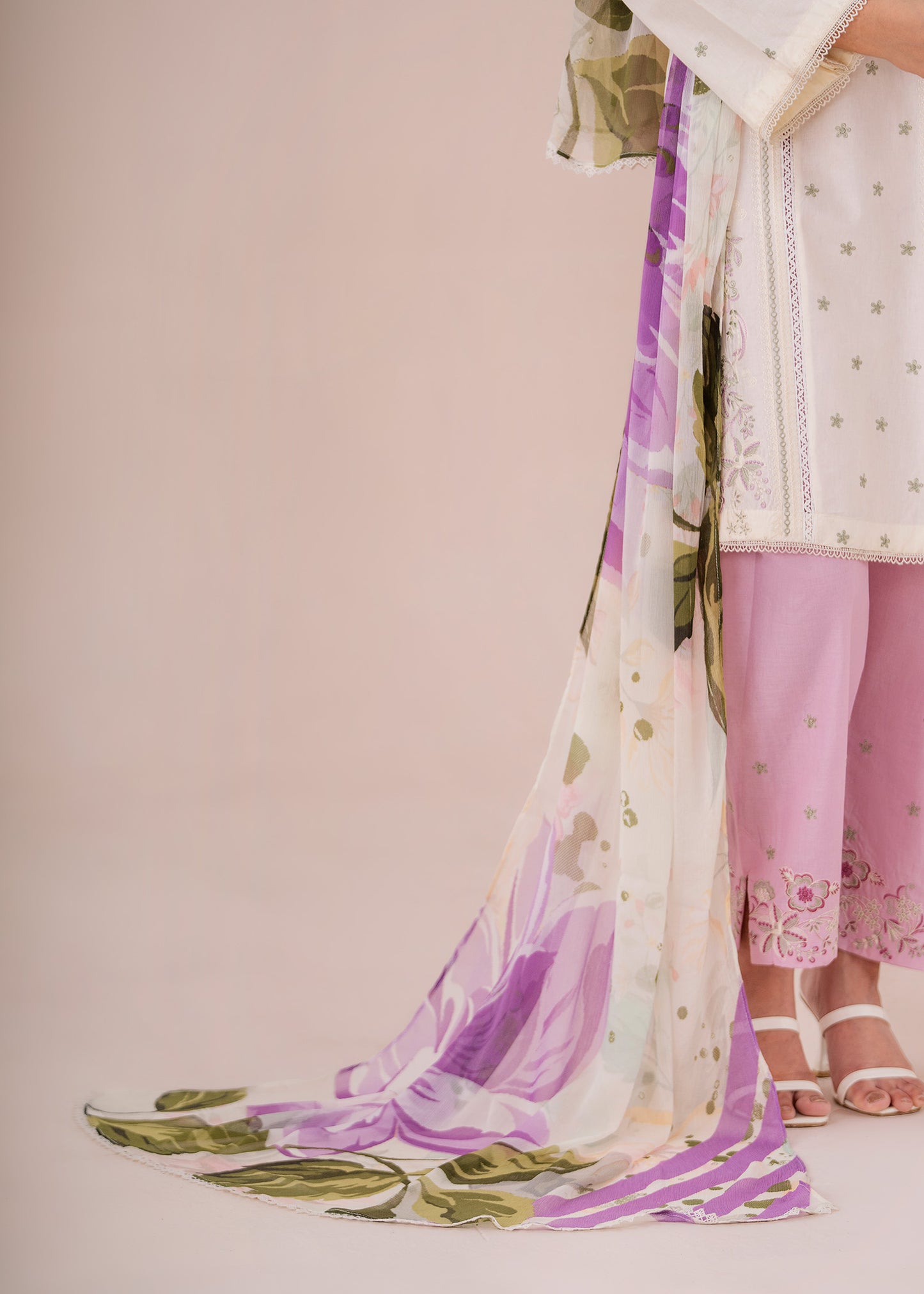3pc Emb Cotton Lawn 08