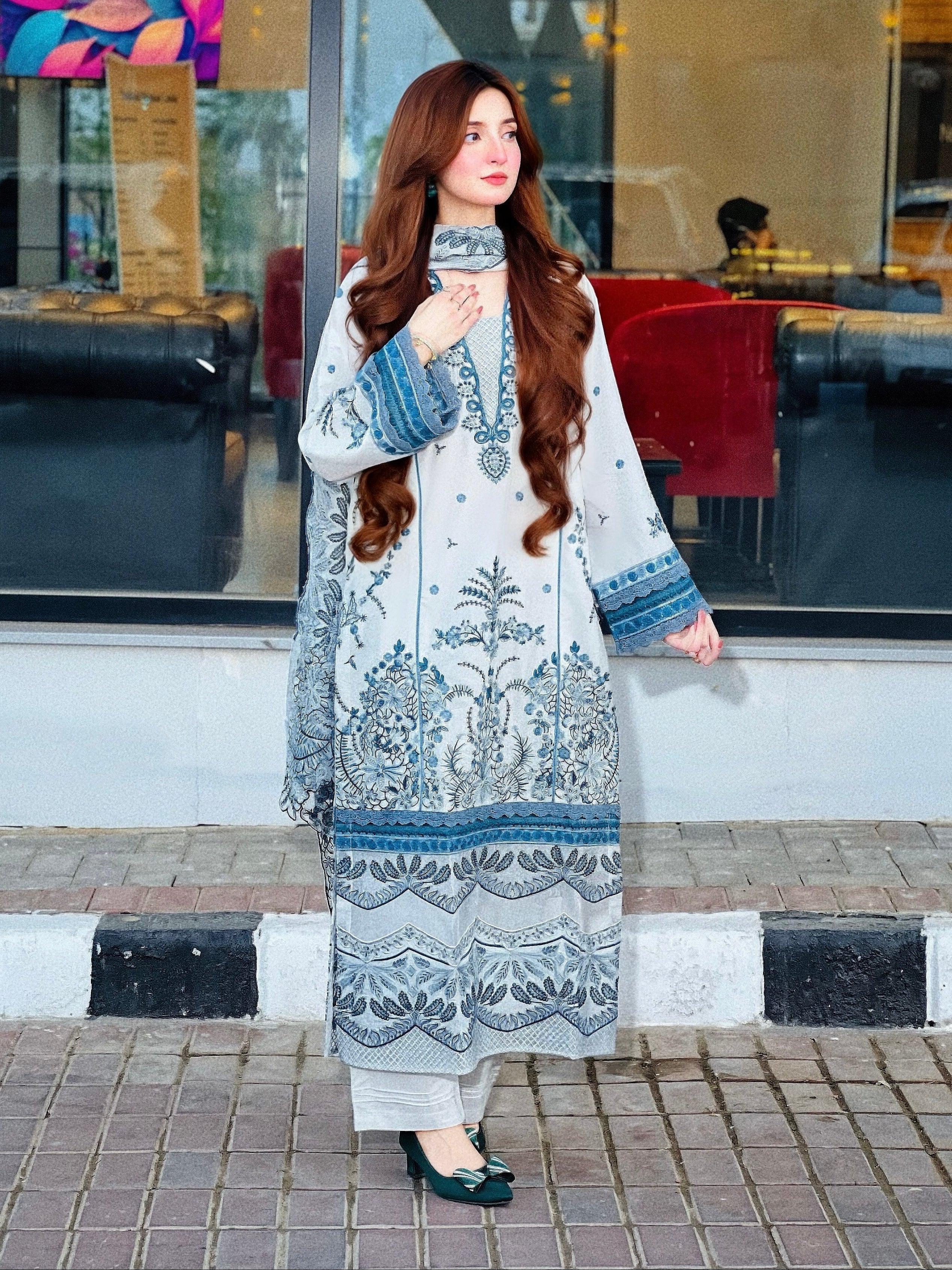 RAAHA -Embroidered Lawn